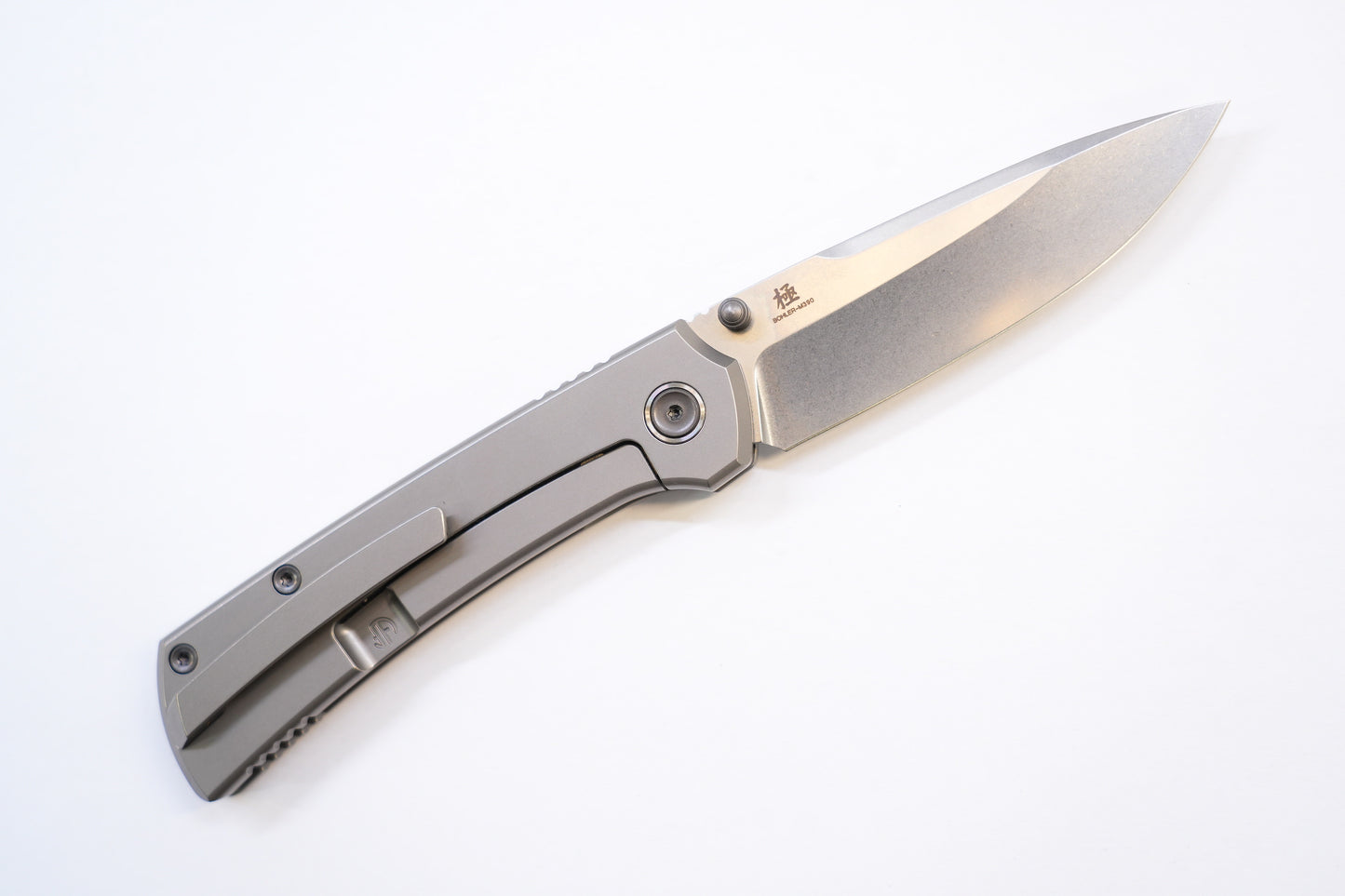 new "Ultra" Titanium handle Pocket Knife Quick-Open Design
