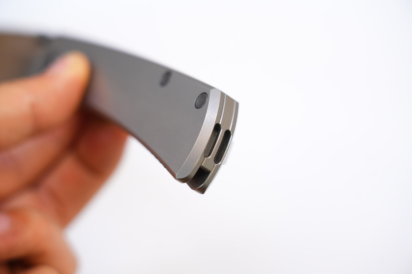 new "Ultra" Titanium handle Pocket Knife Quick-Open Design