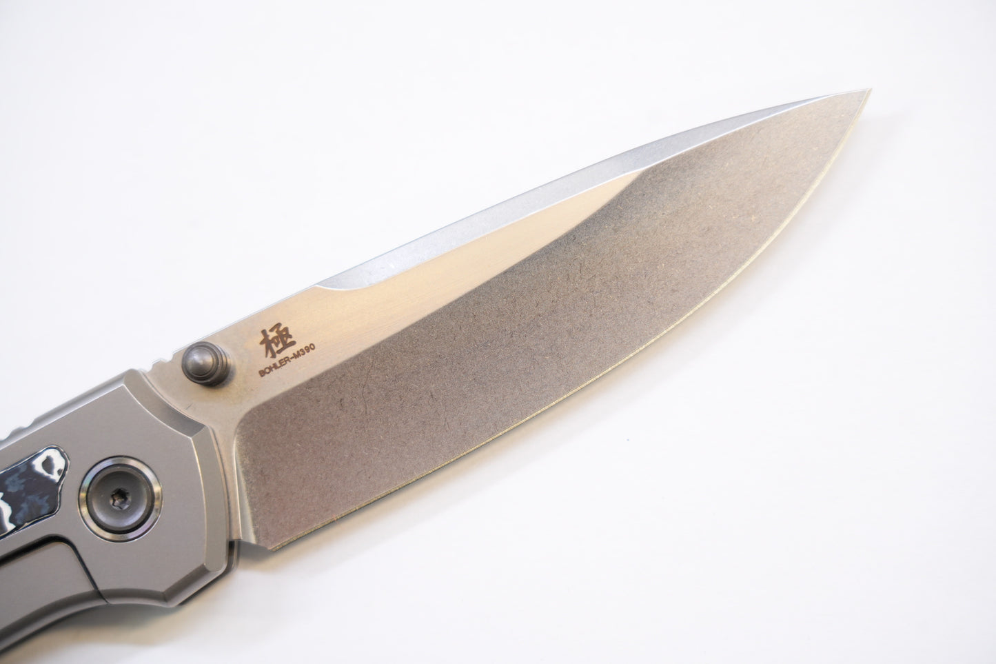 new "Ultra" Titanium handle ceramic carbon Pocket Knife Quick-Open Design