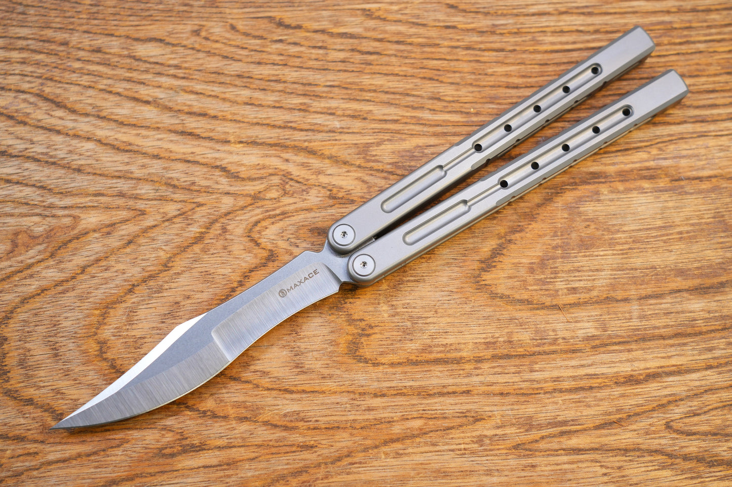 MAXACE phantom M390 Titanium alloy integrated cutting handle