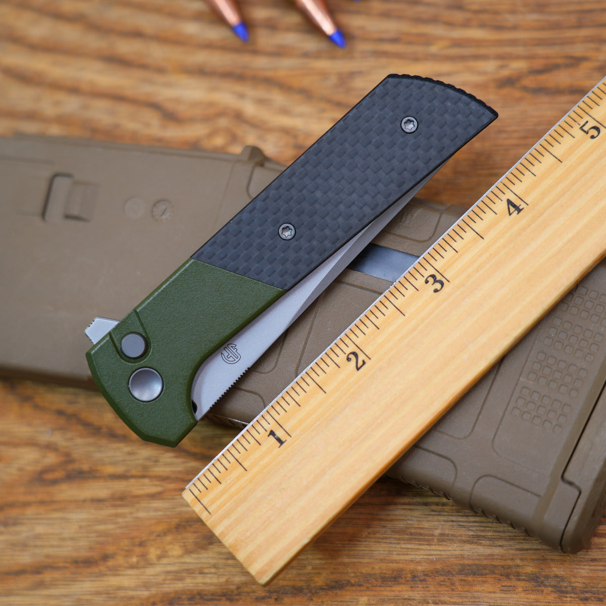 2407-SPGRCF 3.5" Drop-point blade Custom
