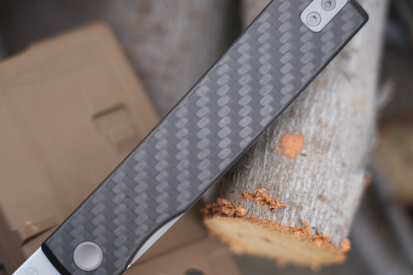 KAIKEN 2502-CF 3K Carbon Fiber +Black G10 Classic Japanese style tactical folding knife