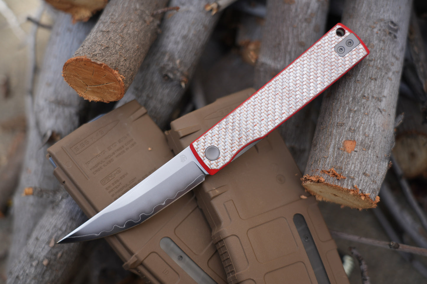 KAIKEN 2502-CFRD Silver Carbon Fiber + Red G10 Classic Japanese style tactical folding knife