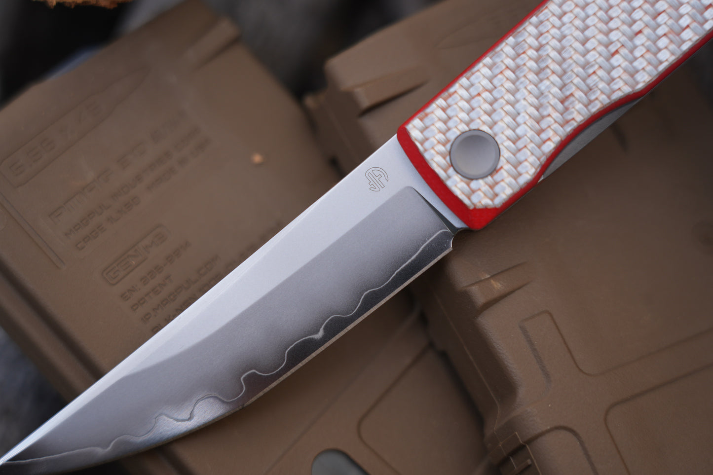 KAIKEN 2502-CFRD Silver Carbon Fiber + Red G10 Classic Japanese style tactical folding knife