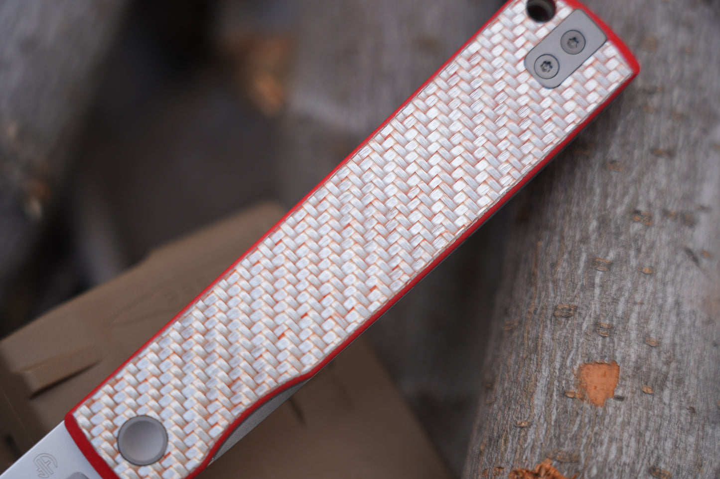 KAIKEN 2502-CFRD Silver Carbon Fiber + Red G10 Classic Japanese style tactical folding knife