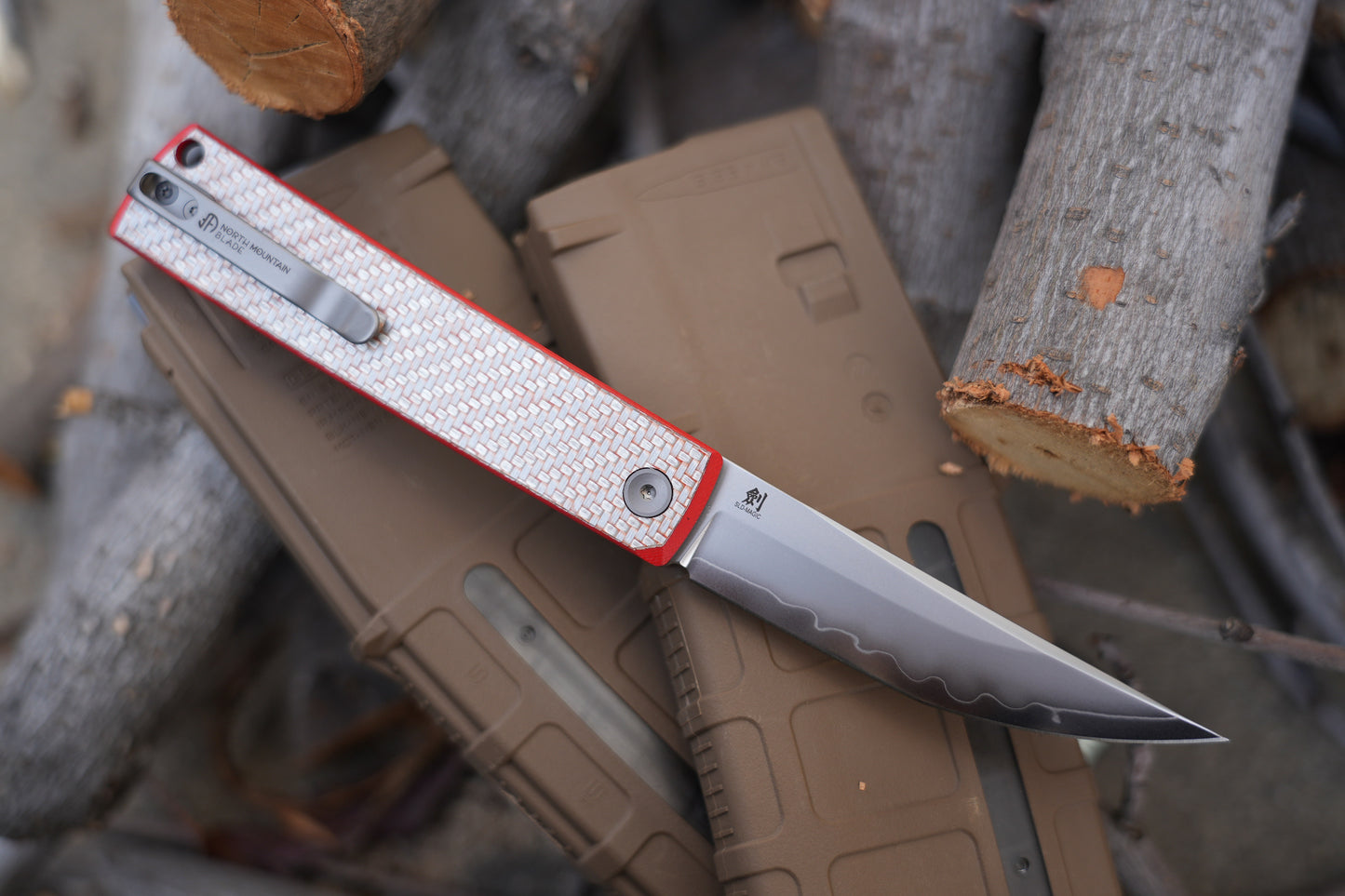 KAIKEN 2502-CFRD Silver Carbon Fiber + Red G10 Classic Japanese style tactical folding knife