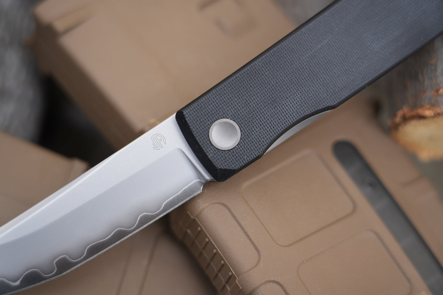 KAIKEN 2502-G10-BK Classic Japanese style tactical folding knife