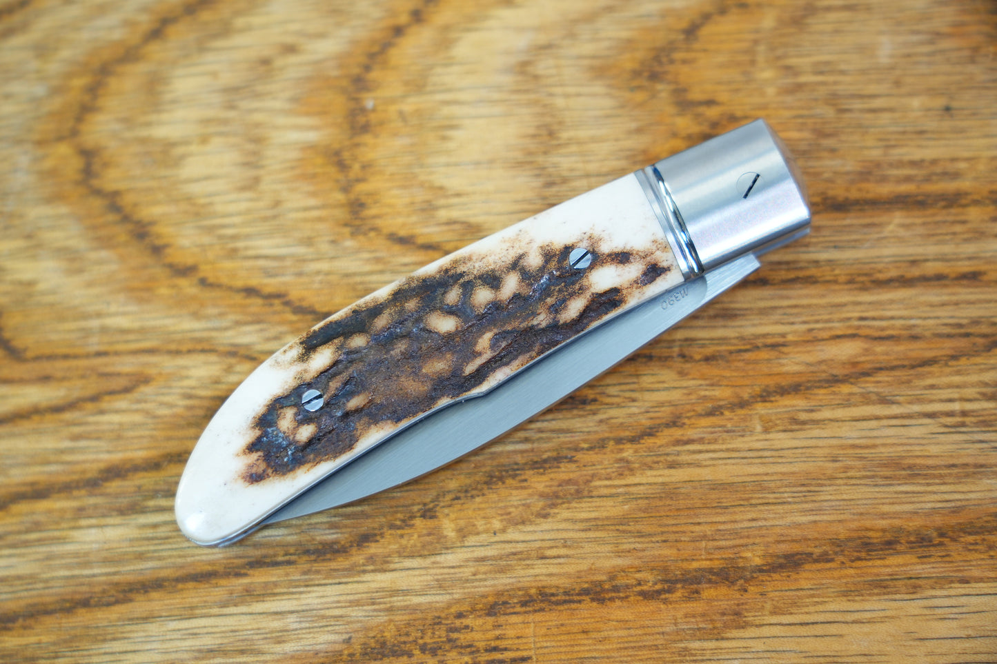 【Swift】 M390 Antlers Pocket Knife No lock