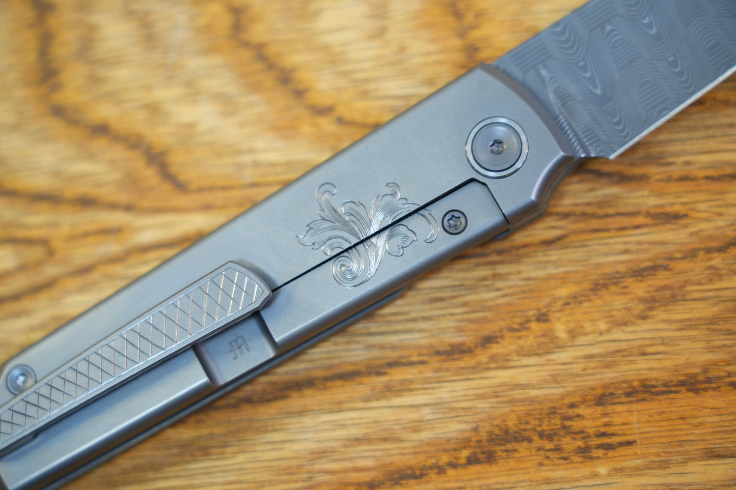 【CHOP】plague doctor Hand Carved Titanium Handle VEGAS Forged Damascus