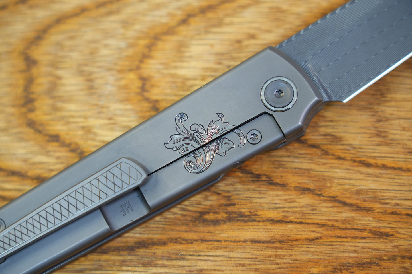 【CHOP】Hand Carved Titanium Handle VEGAS Forged Damascus