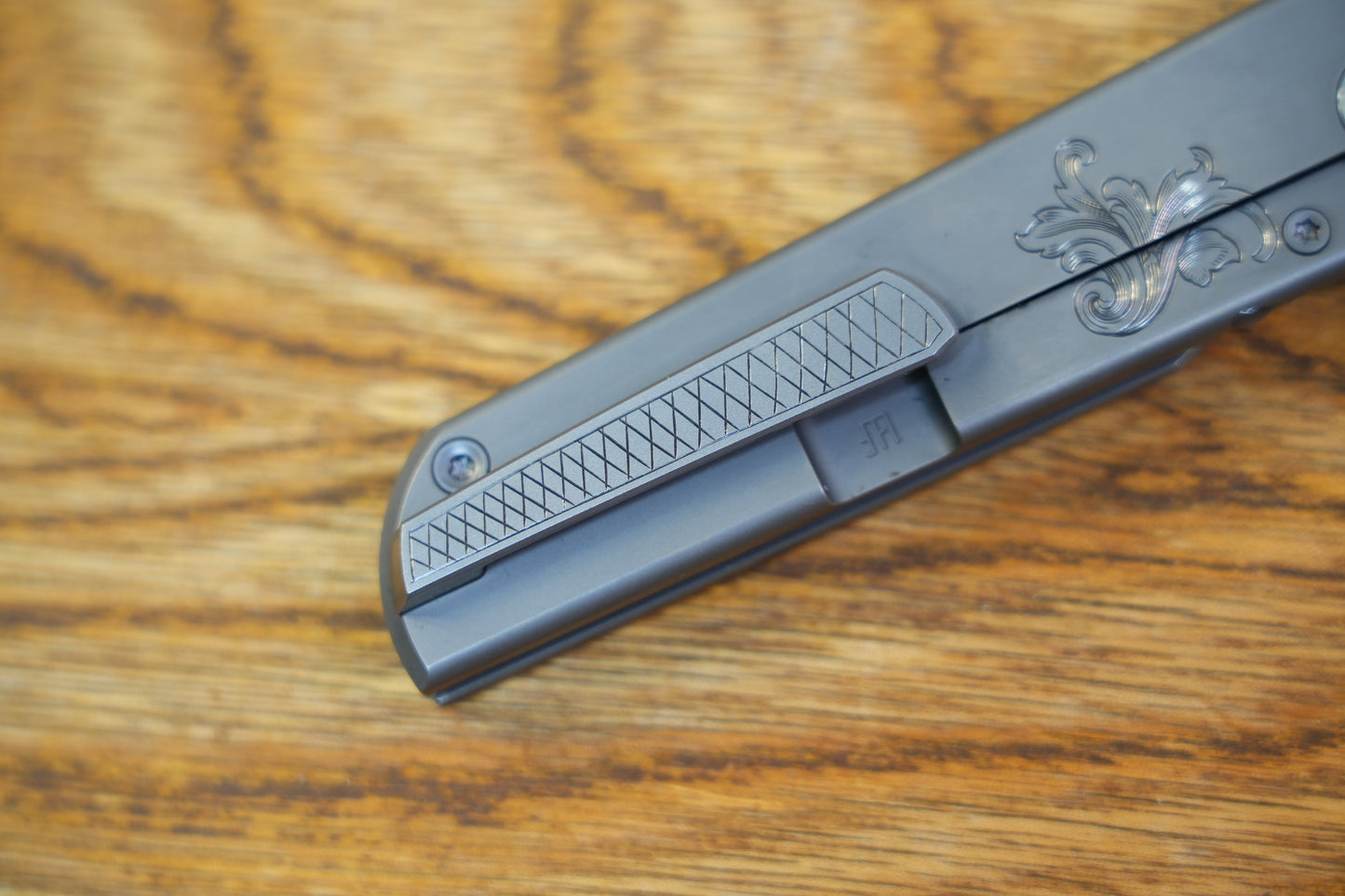 【CHOP】Hand Carved Titanium Handle VEGAS Forged Damascus