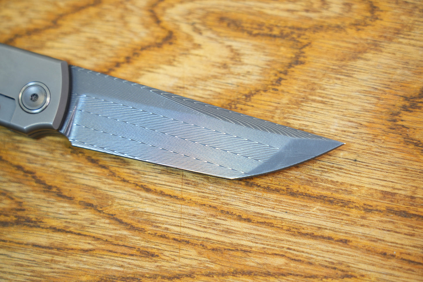 【CHOP】Hand Carved Titanium Handle VEGAS Forged Damascus
