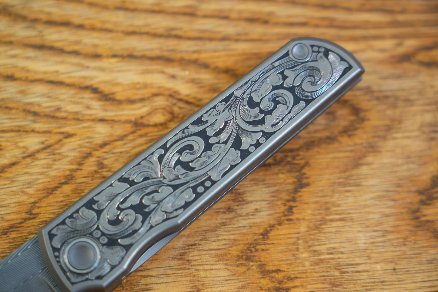 【CHOP】Hand Carved Titanium Handle VEGAS Forged Damascus