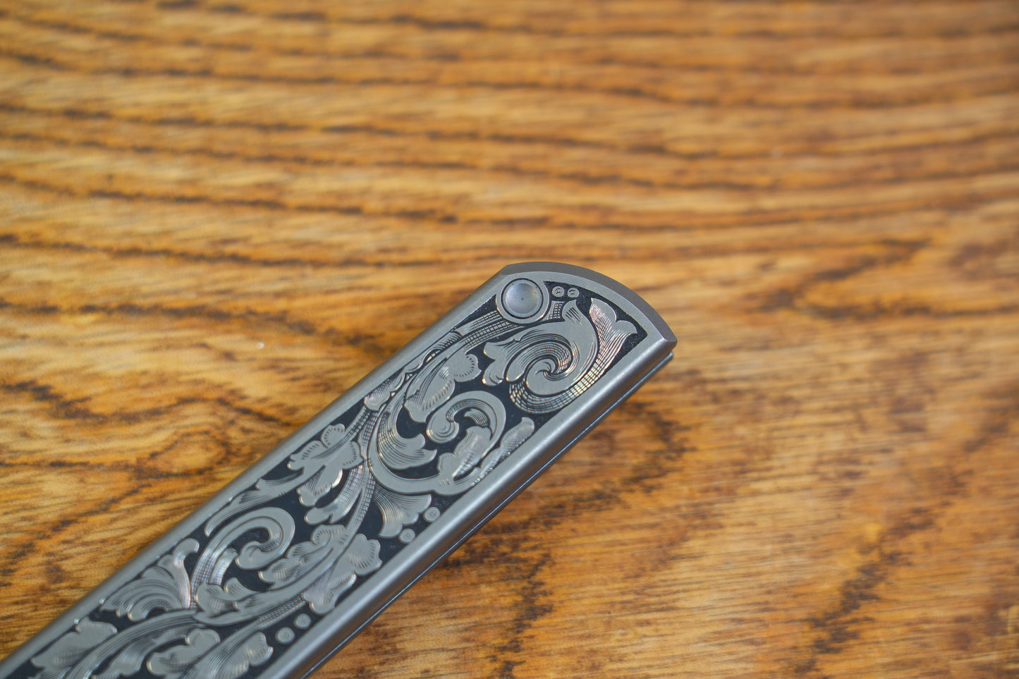 【CHOP】Hand Carved Titanium Handle VEGAS Forged Damascus