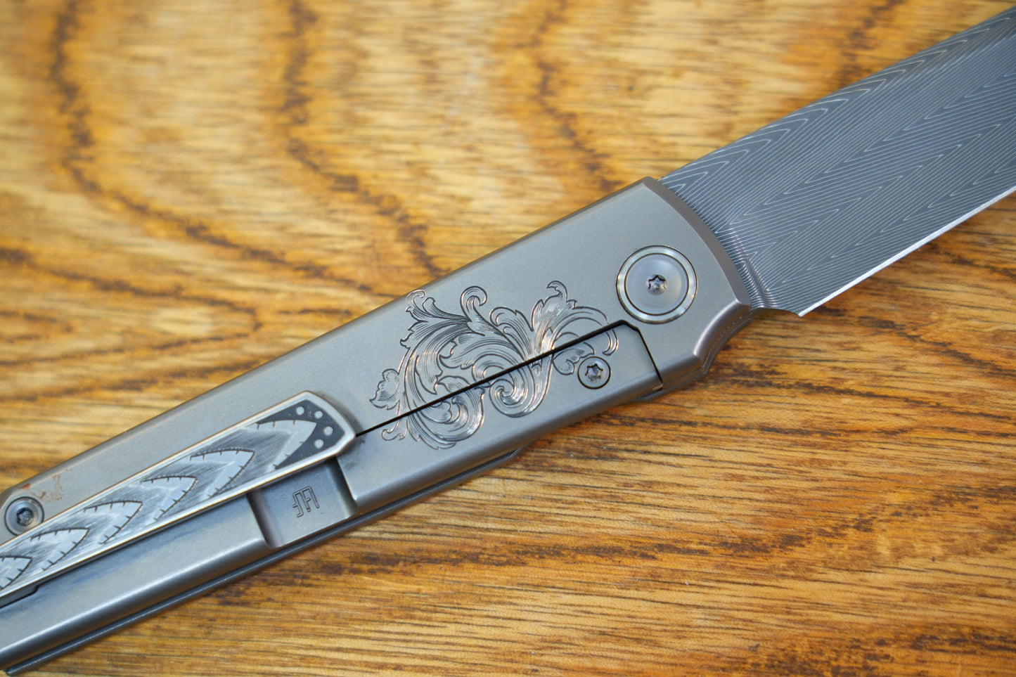 【CHOP】Hand Carved Titanium Handle VEGAS Forged Damascus