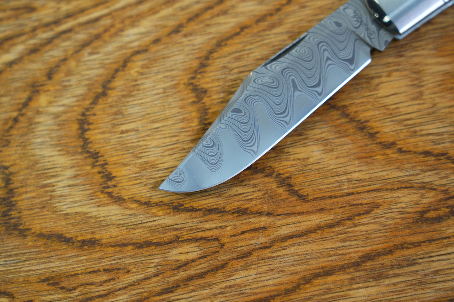 【Lanny】Like high-end jewelry, three-layer Damascus made in the United States, steel handle, inlaid with six pieces of high-quality mother-of-pearl