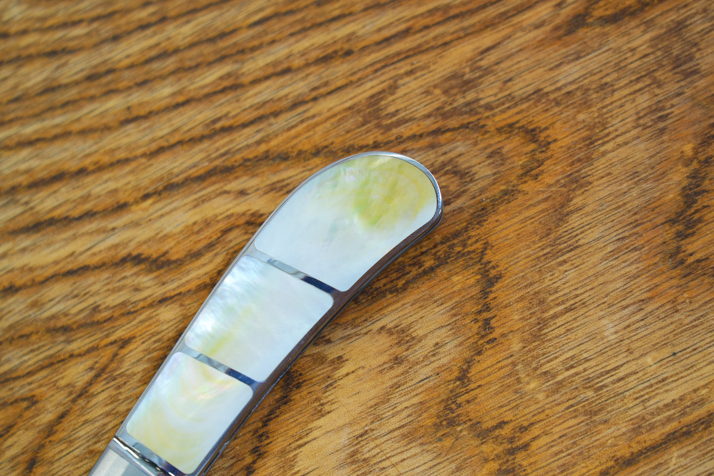 【Lanny】Like high-end jewelry, three-layer Damascus made in the United States, steel handle, inlaid with six pieces of high-quality mother-of-pearl
