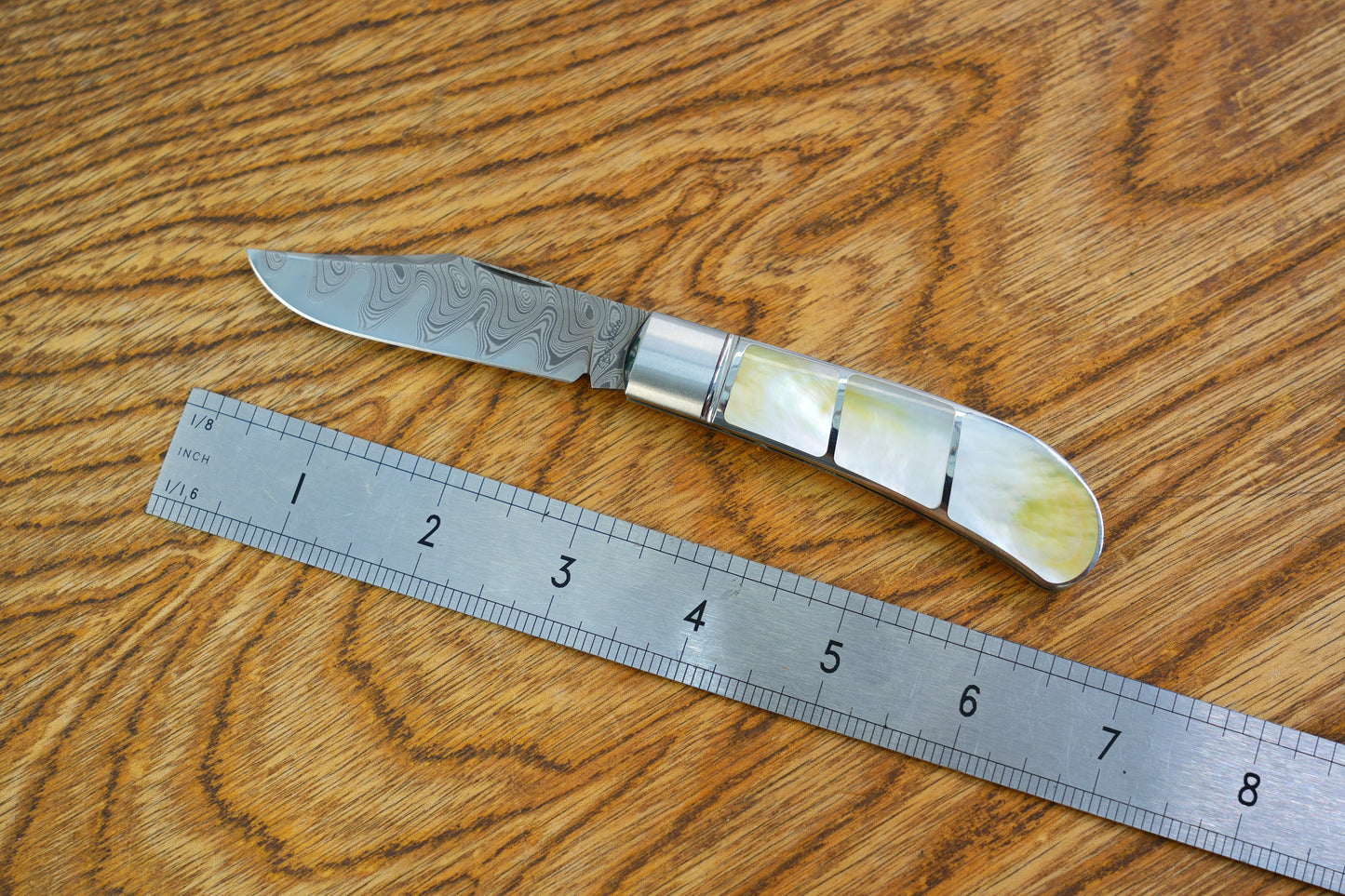 【Lanny】Like high-end jewelry, three-layer Damascus made in the United States, steel handle, inlaid with six pieces of high-quality mother-of-pearl