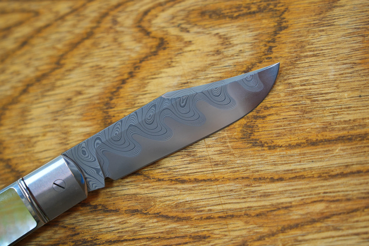 【Lanny】Like high-end jewelry, three-layer Damascus made in the United States, steel handle, inlaid with six pieces of high-quality mother-of-pearl