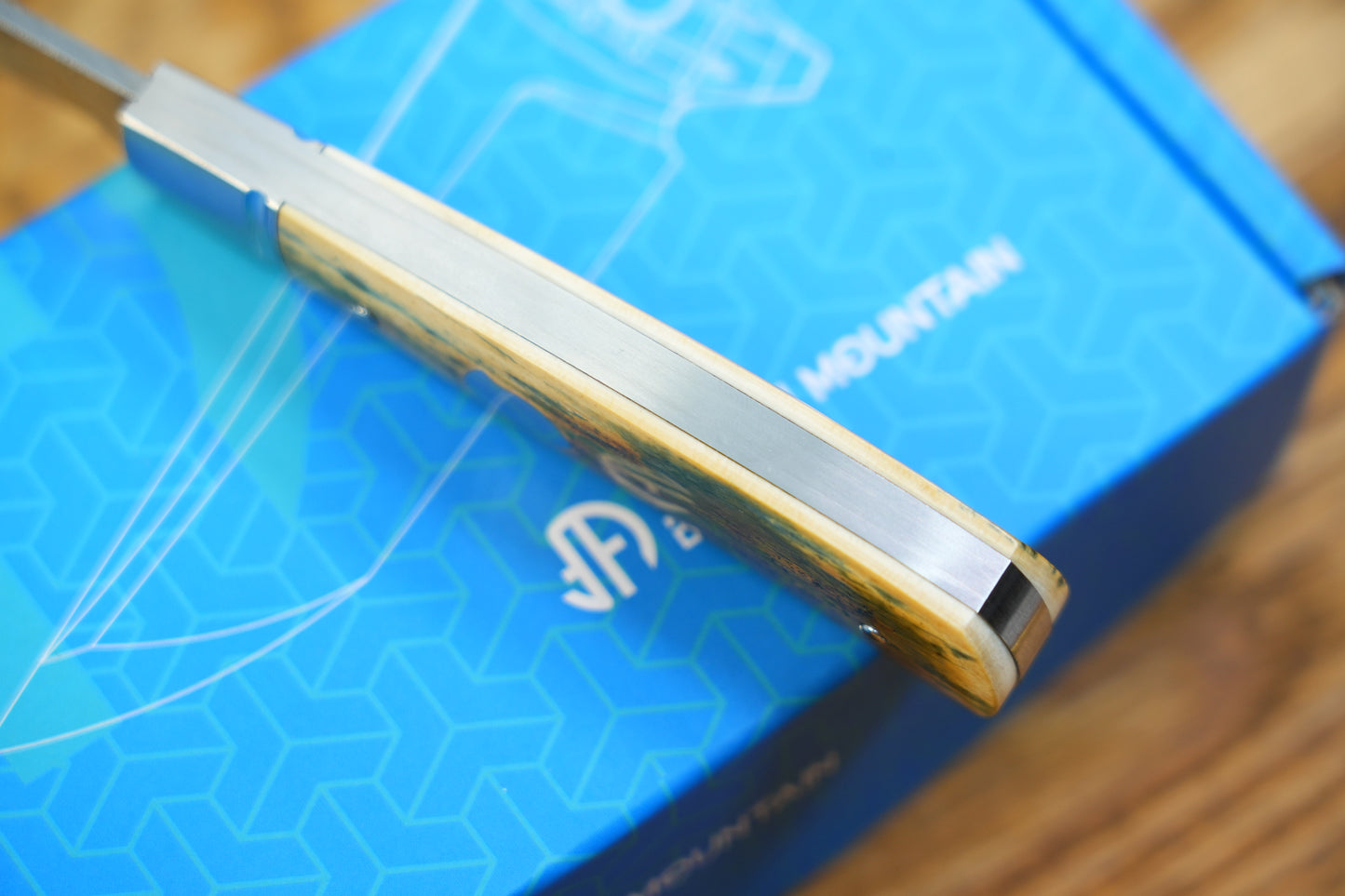 【Lanny】Damasteel blade Steel Frame Mammoth Tusk Handle Non-locking