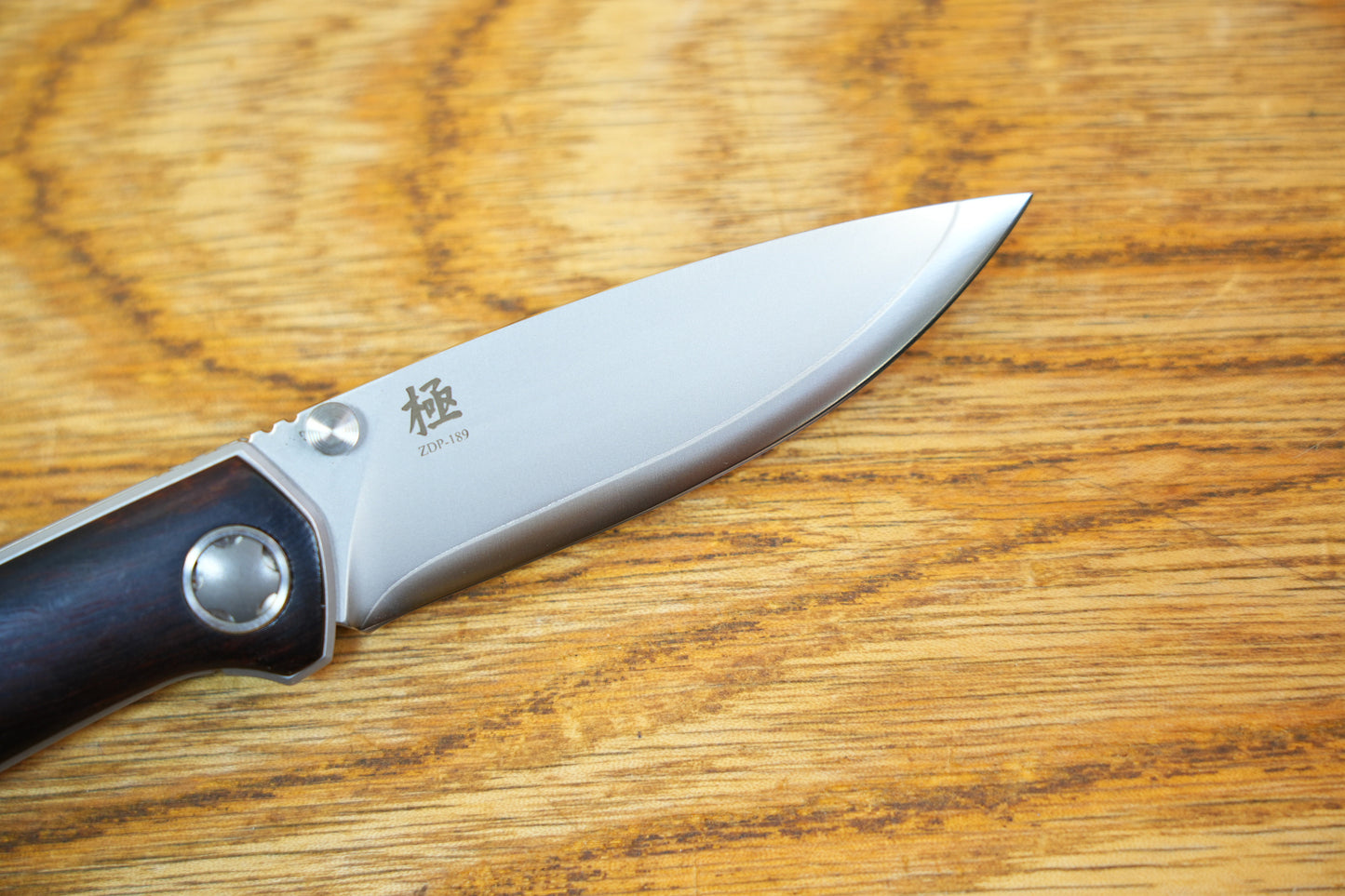 【Ultra】Ironwood ZDP-189 Pocket Knife Quick-Open Design