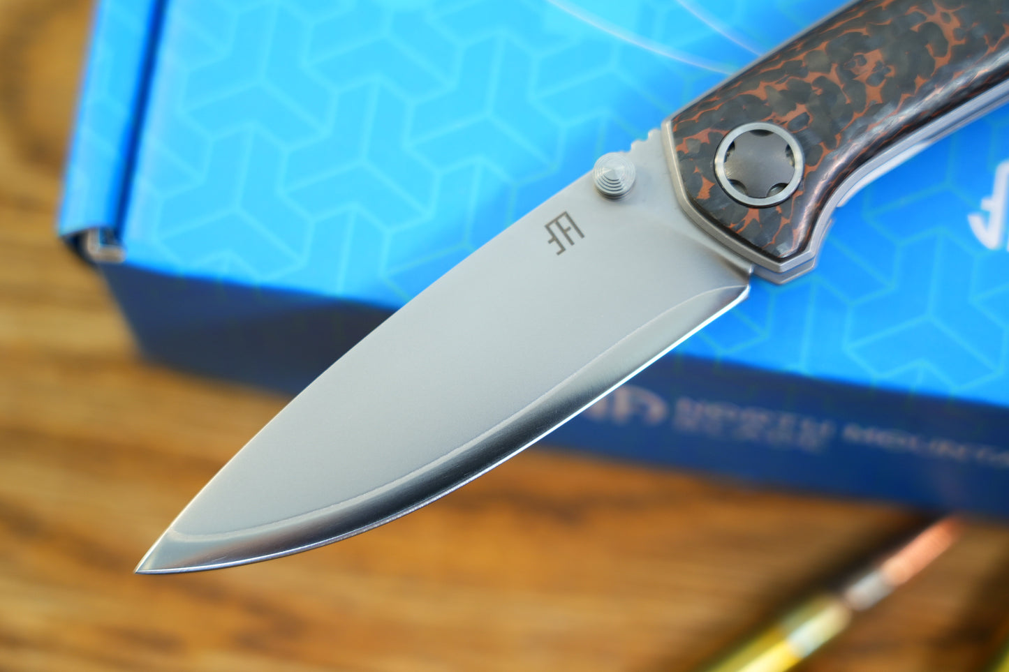 【Ultra】Copper Carbon Fiber ZDP-189 Pocket Knife Quick-Open Design