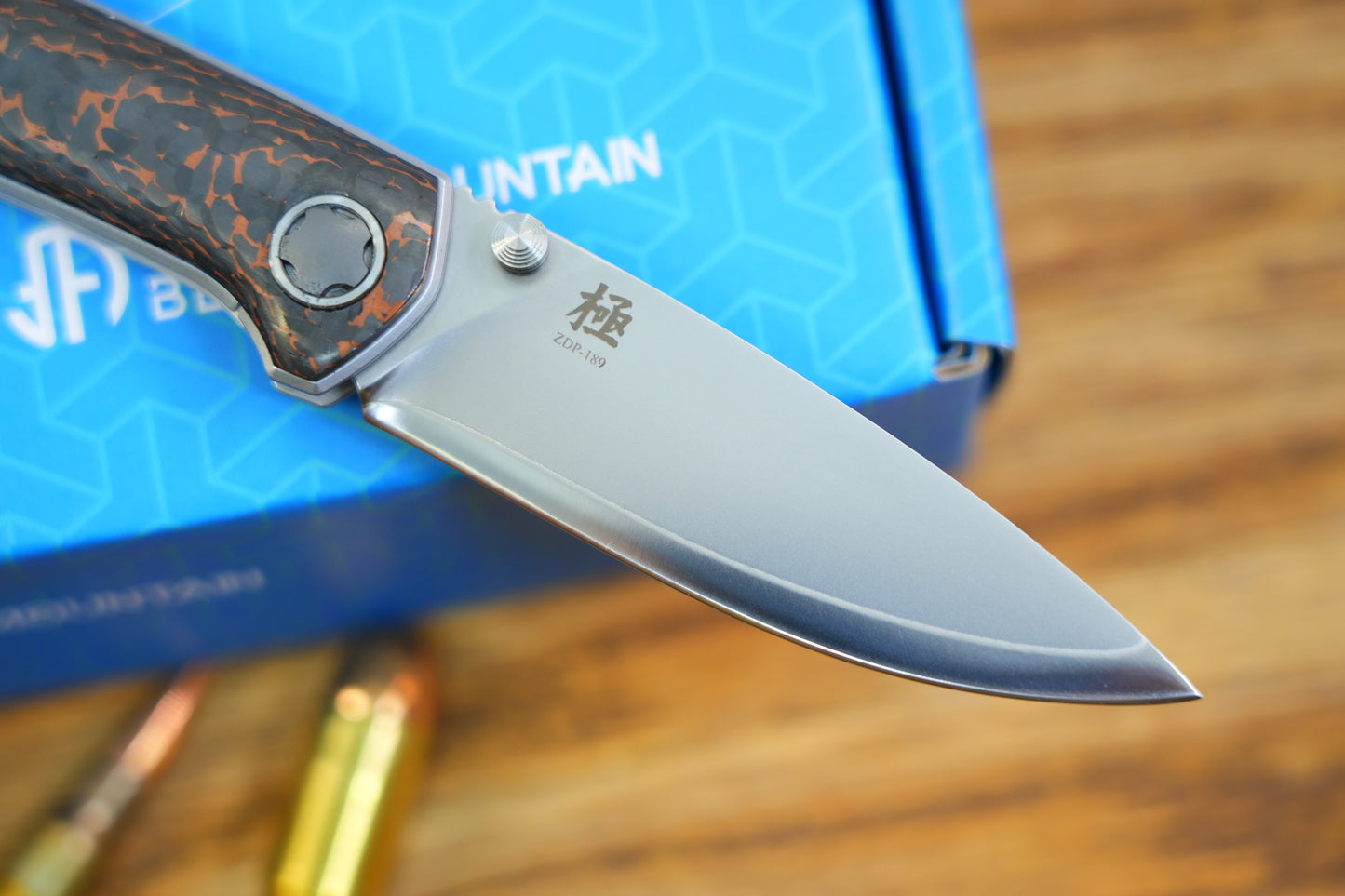【Ultra】Copper Carbon Fiber ZDP-189 Pocket Knife Quick-Open Design
