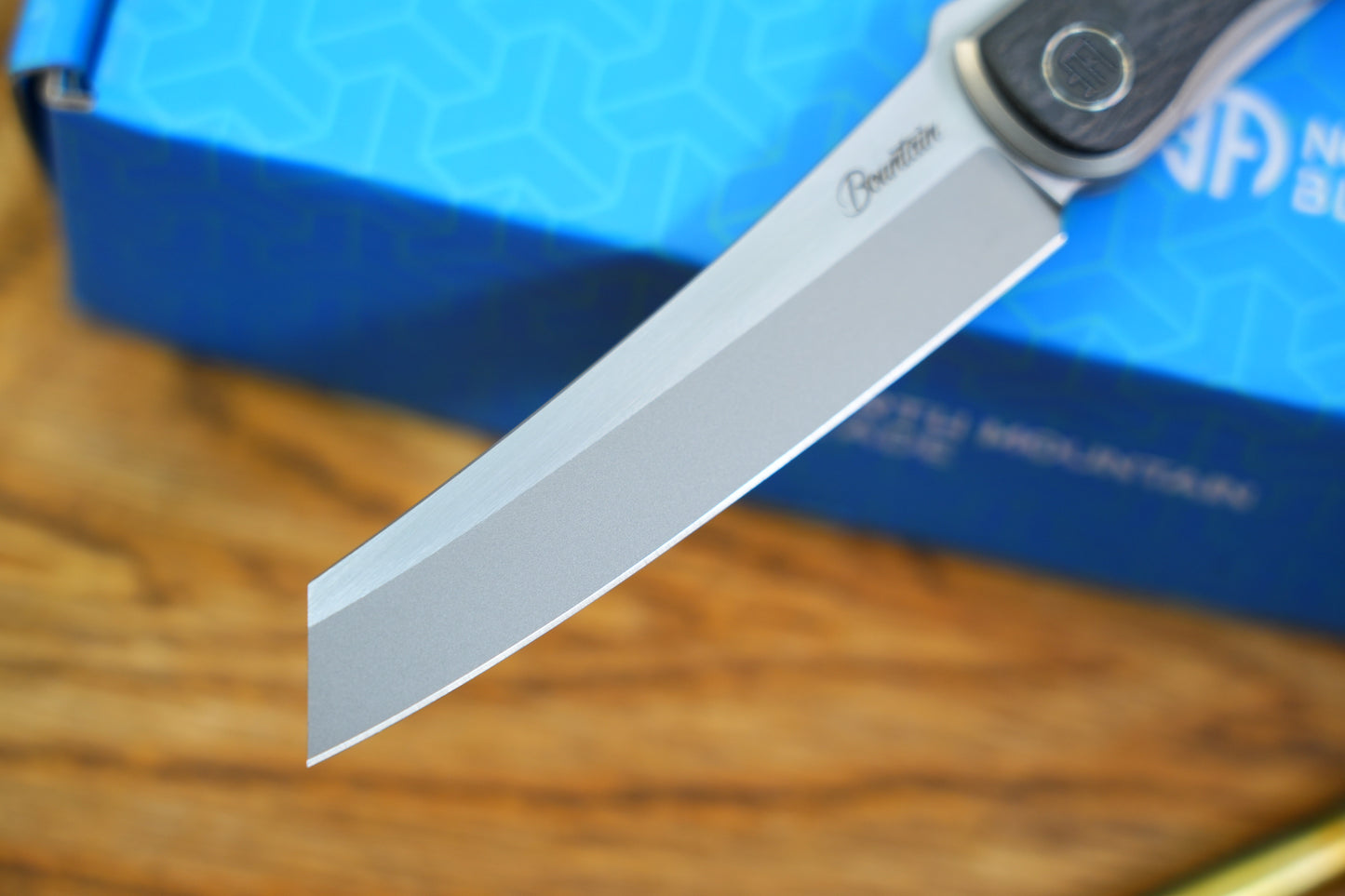 【HIGO】Carbon Fiber Titanium Frame M390 Steel Front Flippers
