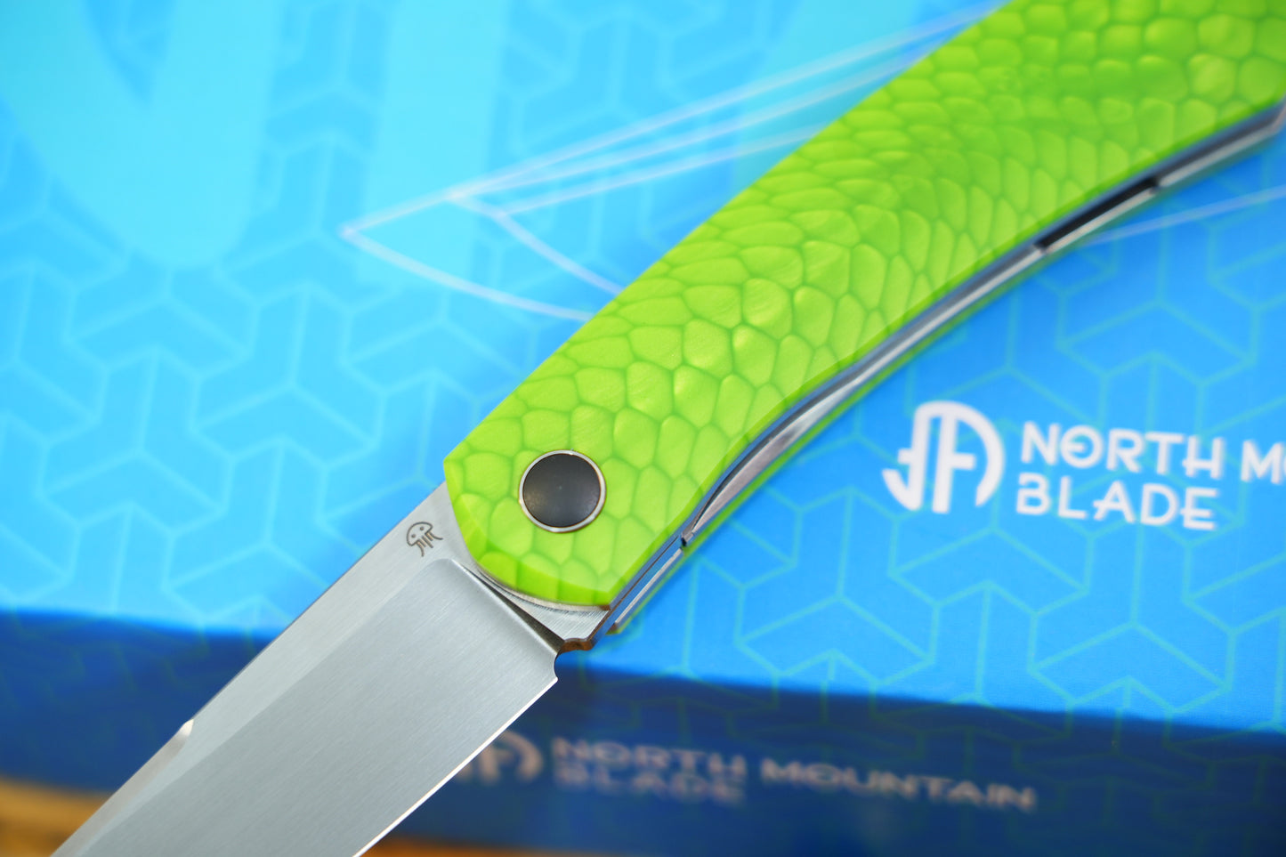Jellyfish Custom Germany JUMA Dragon Scale M390 Hand Grinding