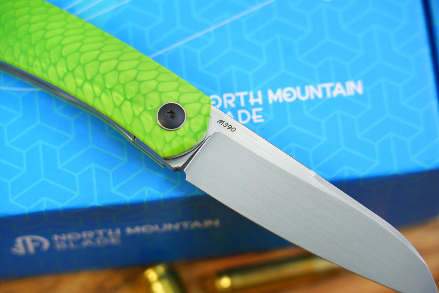 Jellyfish Custom Germany JUMA Dragon Scale M390 Hand Grinding