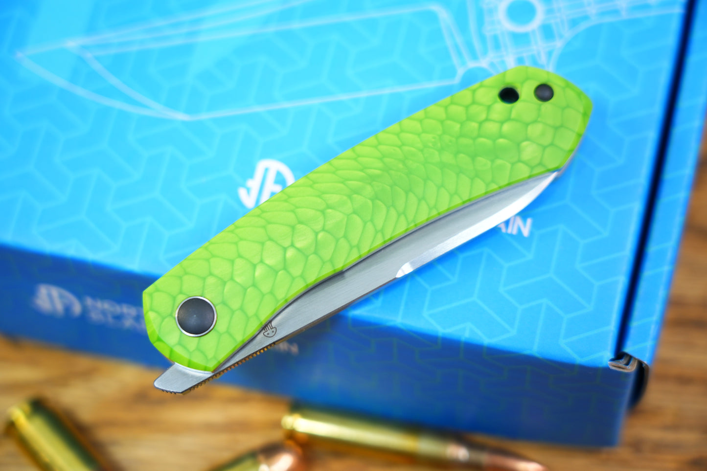 Jellyfish Custom Germany JUMA Dragon Scale M390 Hand Grinding
