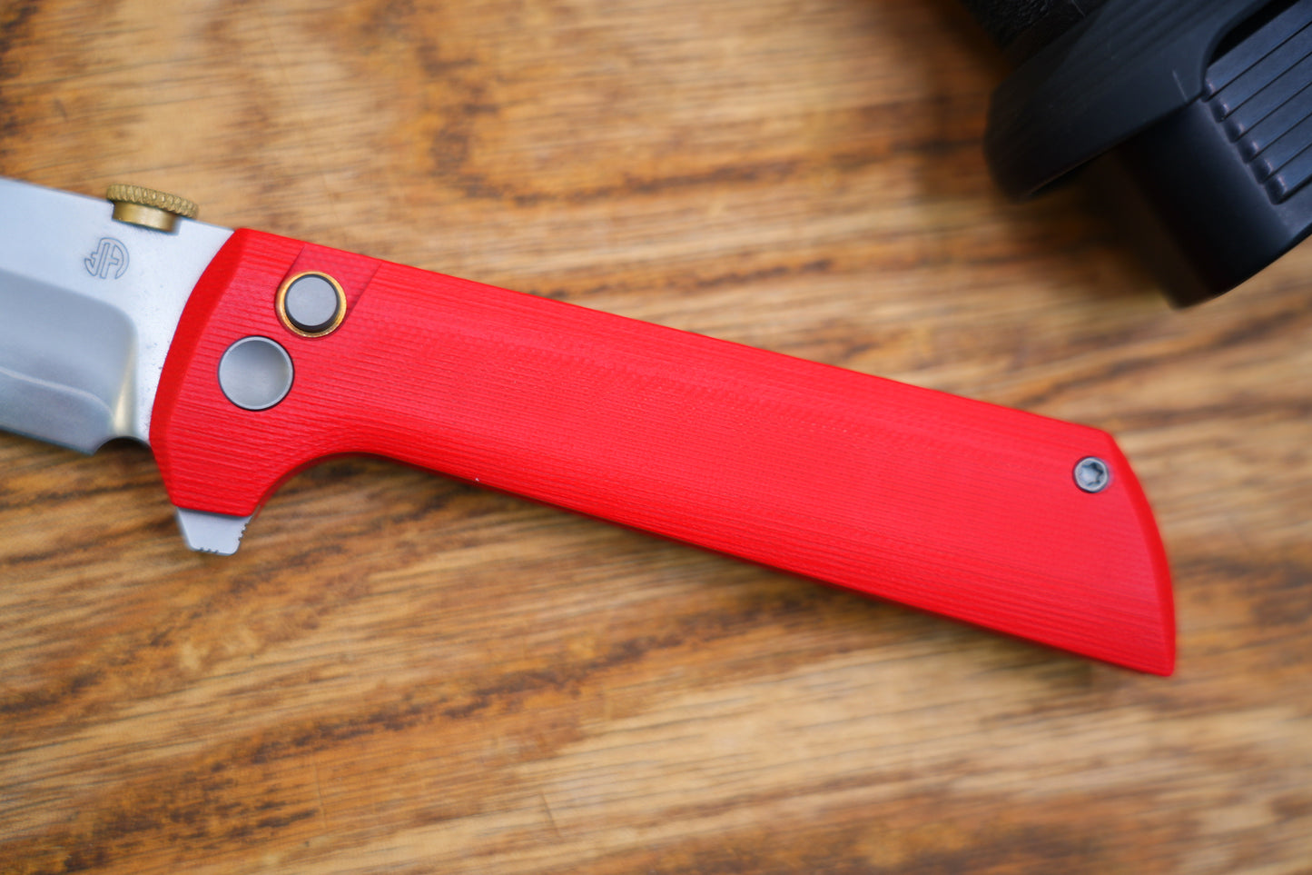 Chop2 2406-Red New .45-style thumb disc