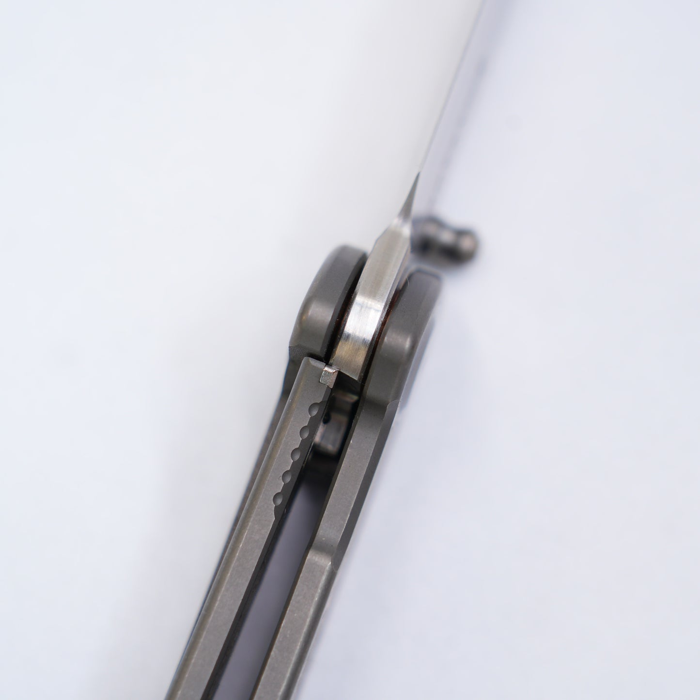 Maxace Peregrine Frame Lock Knife Ti/Copper CF Inlay (3.75" Satin)