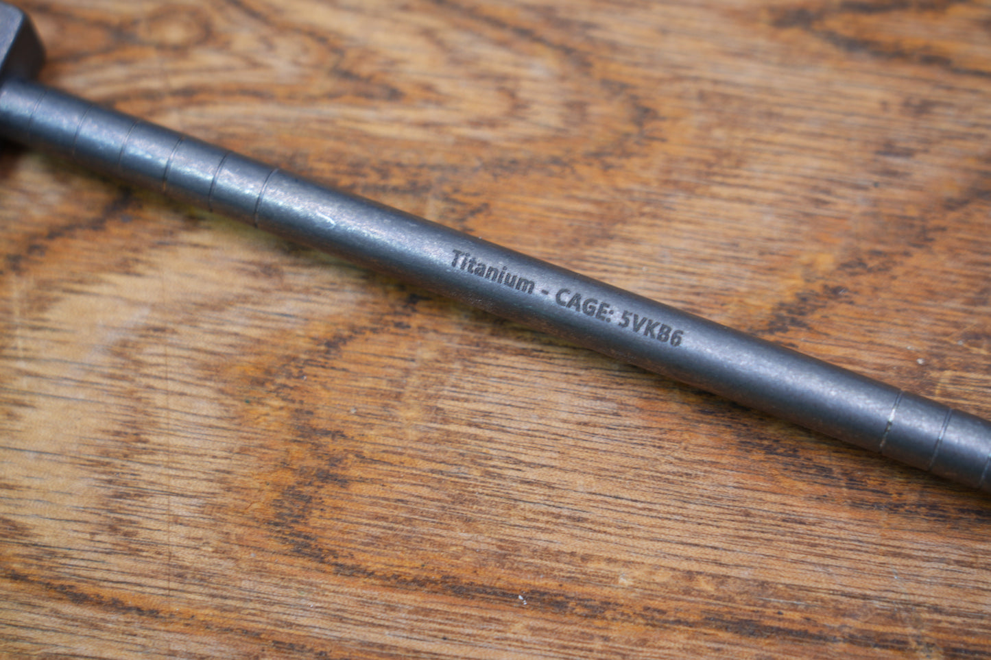 7" Titanium Hooligan Prybar Tool