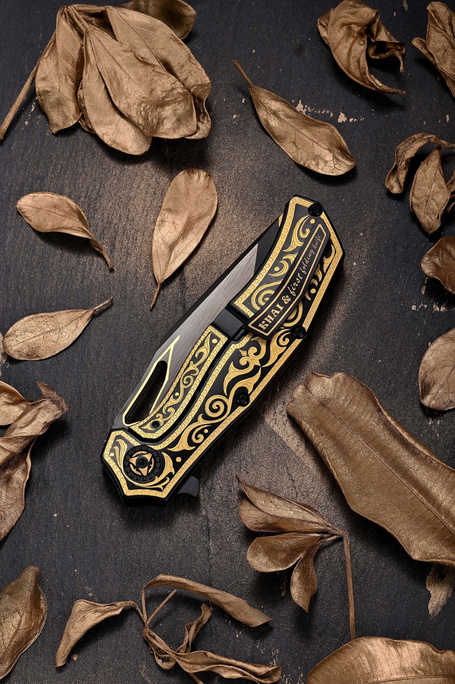 2532GDD Luxury Tactical Art Knife kukri 24K gold plat Baroque style, artistic pattern, titanium handle, titanium frame, titanium rear clip, 3V steel, DLC black coating, ceramic bearings smooth open
