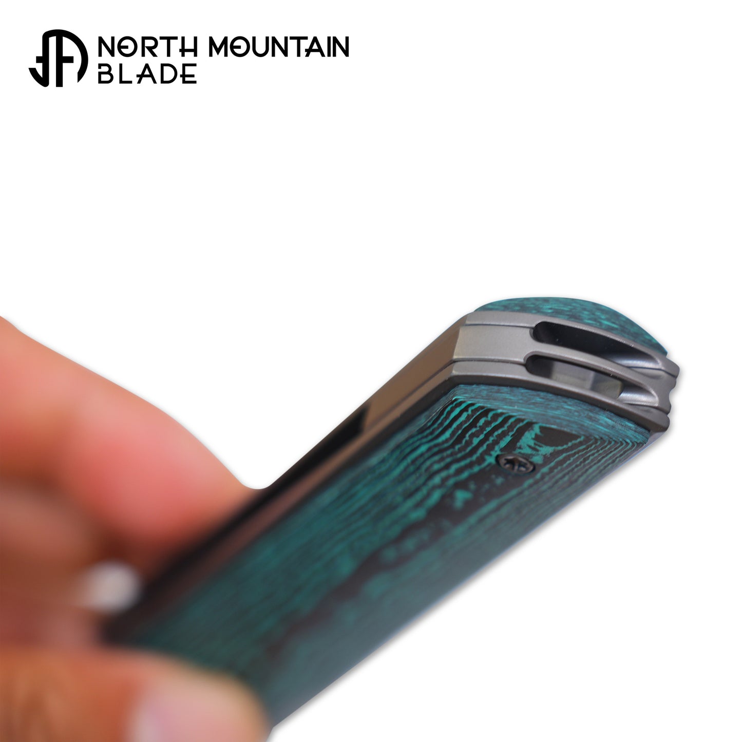 2412-GRCF CHOP 4 Front Flipper Folding Knife, Ceramic Carbon Fiber Handle, SLD San Mai Steel, Japanese-Style Tanto