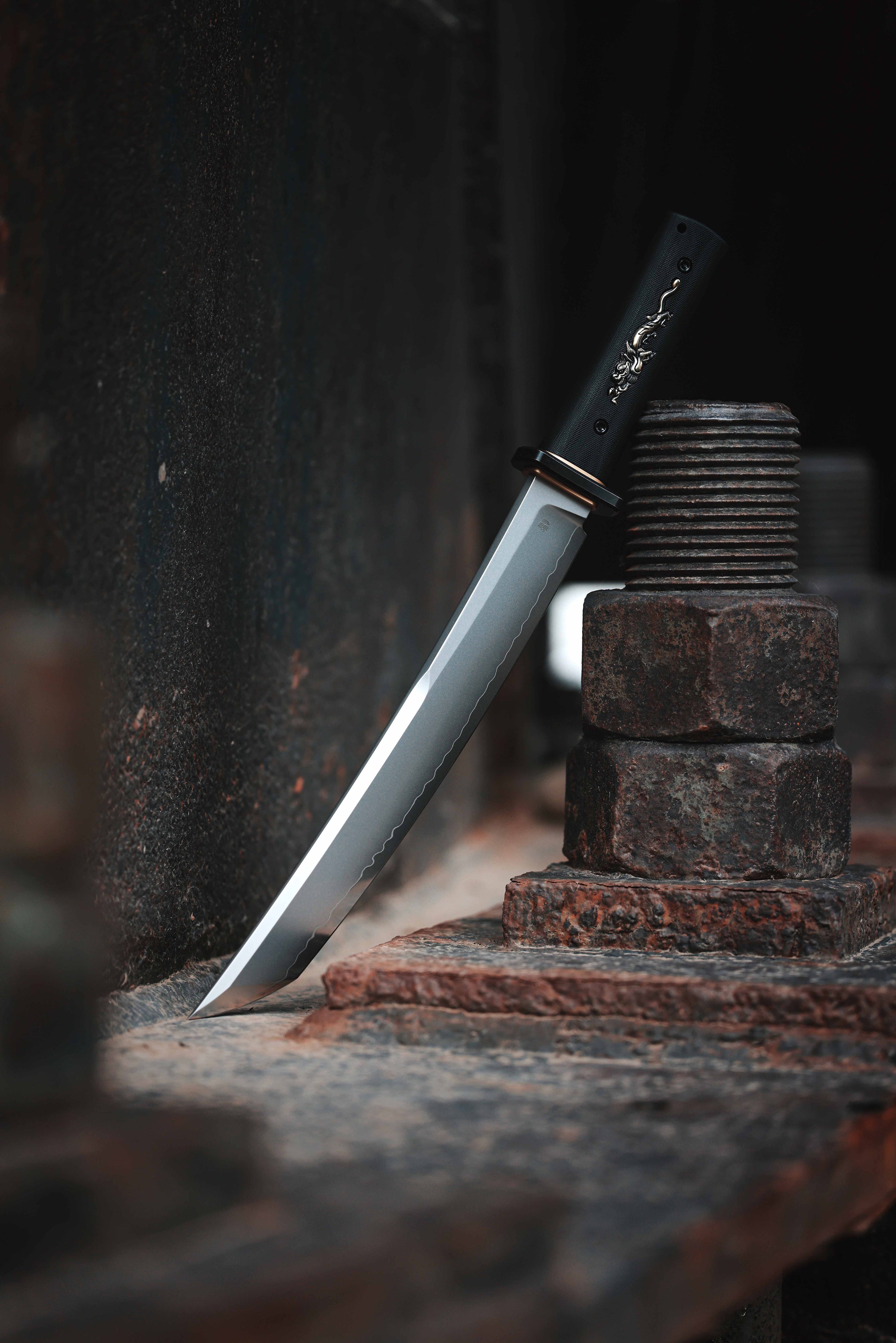 North Mountain Blade Tactical Tanto Sword PLUS Dragon 2501