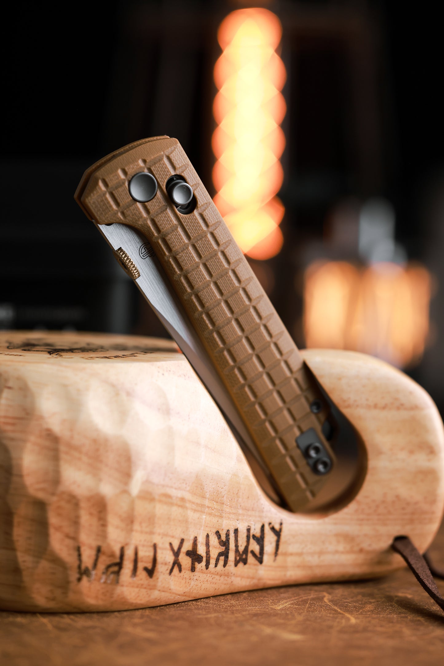 2418-TAN-G-5 Crossbar Lock  5-Layer Copper Steel 3.5" Blade Japanese-style tactical folding knife