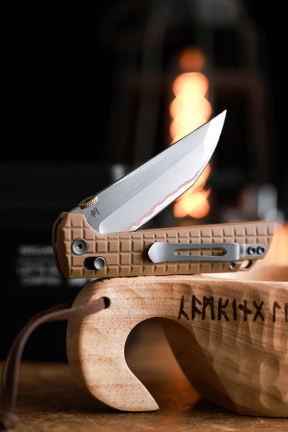 2418-TAN-G-5 Crossbar Lock  5-Layer Copper Steel 3.5" Blade Japanese-style tactical folding knife