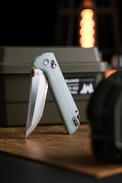 2418-JD-G-5 Crossbar Lock  5-Layer Copper Steel 3.5" Blade Japanese-style tactical folding knife