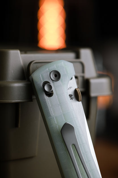 2418-JD-G-5 Crossbar Lock  5-Layer Copper Steel 3.5" Blade Japanese-style tactical folding knife