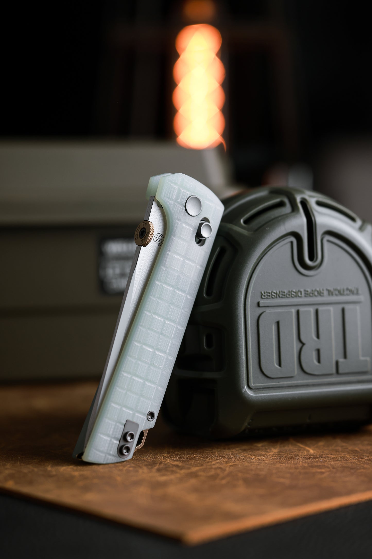 2418-JD-G-5 Crossbar Lock  5-Layer Copper Steel 3.5" Blade Japanese-style tactical folding knife