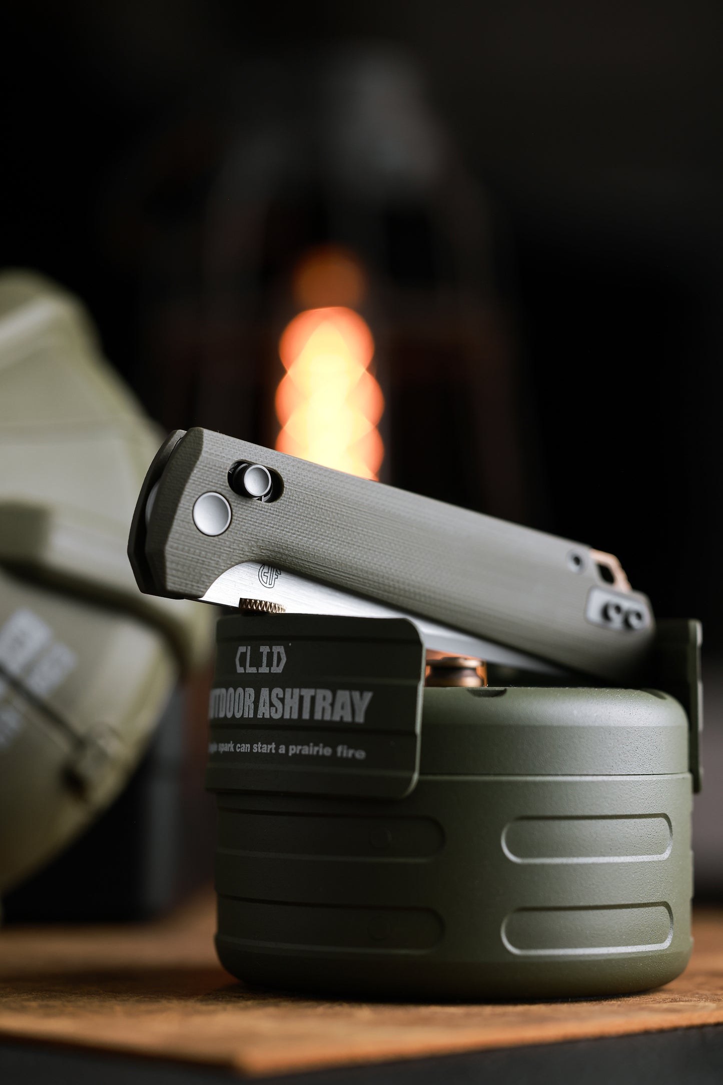 2418-GR-5 Crossbar Lock  5-Layer Copper Steel 3.5" Blade Japanese-style tactical folding knife