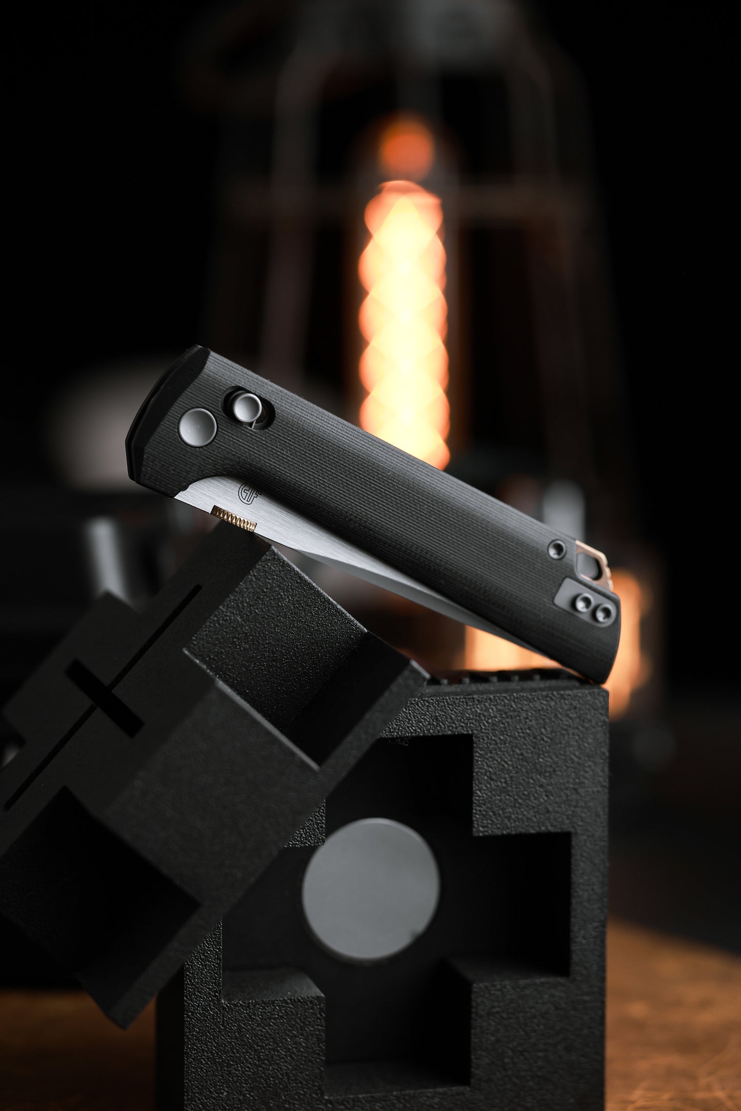 2418-BK-5  Crossbar Lock  5-Layer Copper Steel 3.5" Blade Japanese-style tactical folding knife