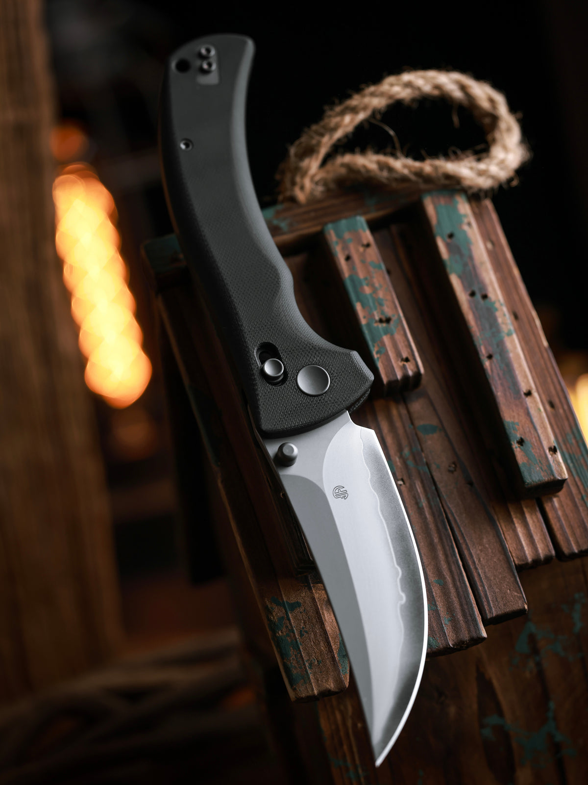 2605-BK SABERTOOTH