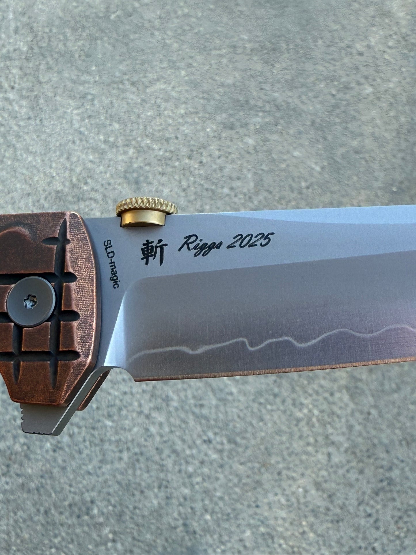 Free personalized laser engraving (name & date)