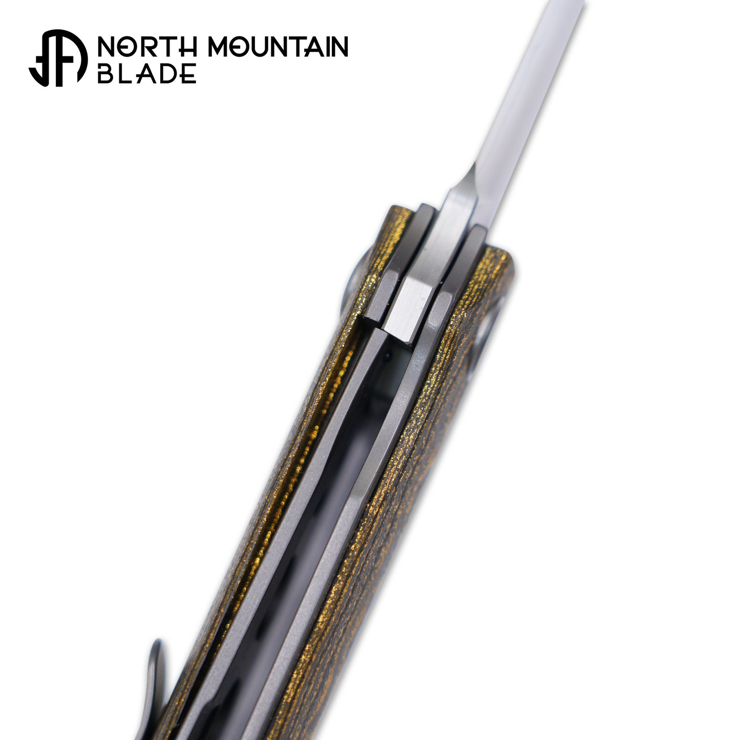 2412-GDCF CHOP 4 Front Flipper Folding Knife, Ceramic Carbon Fiber Handle, SLD San Mai Steel, Japanese-Style Tanto