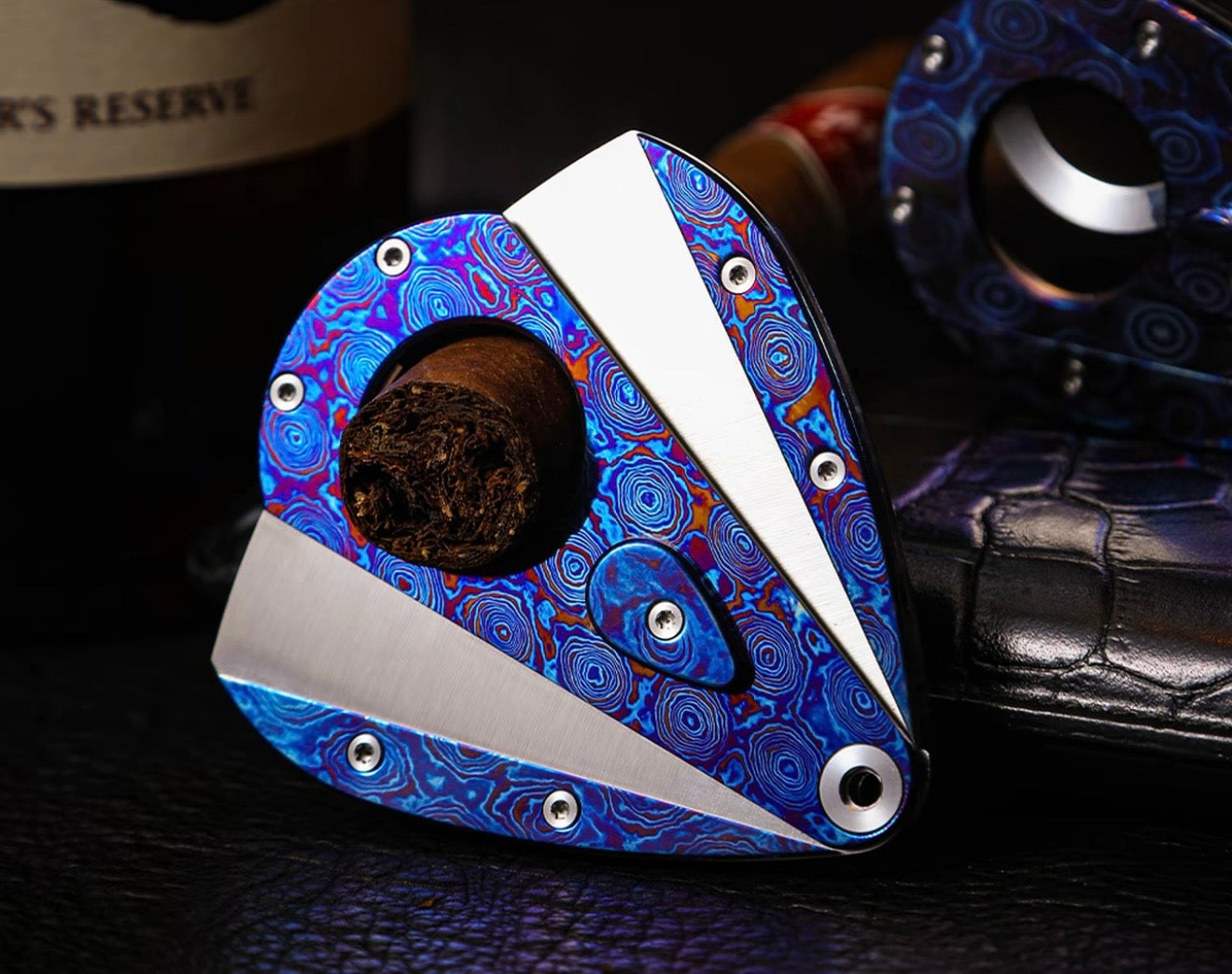 Cigar Cutter Zirconium-Titanium Damascus M390 Blade