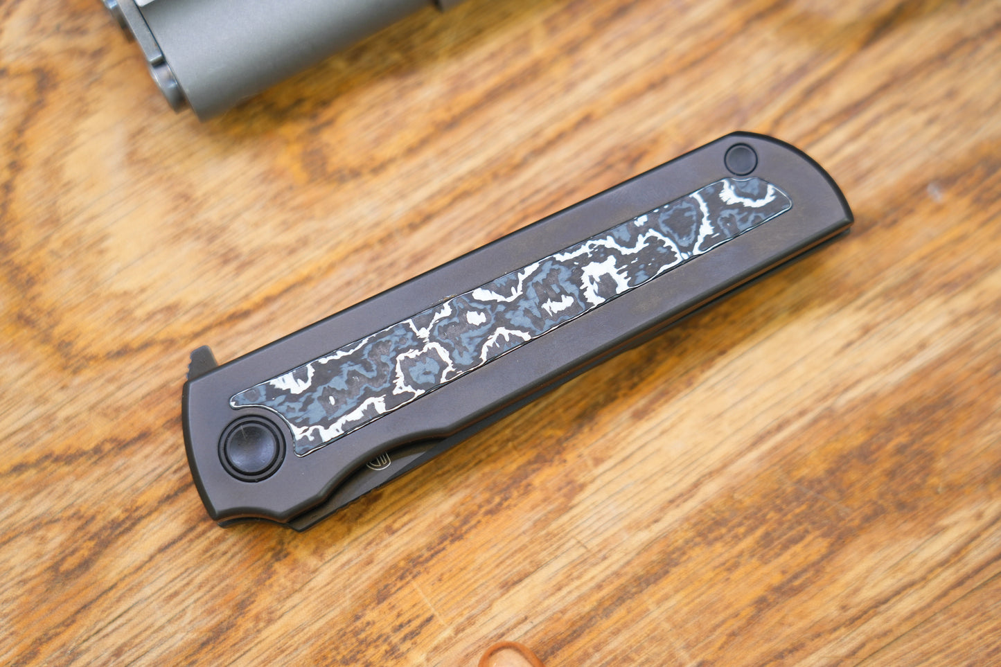 【Chop Kick Stop】DLC Ceramic carbon fiber inlay Titanium handle M390 Blade