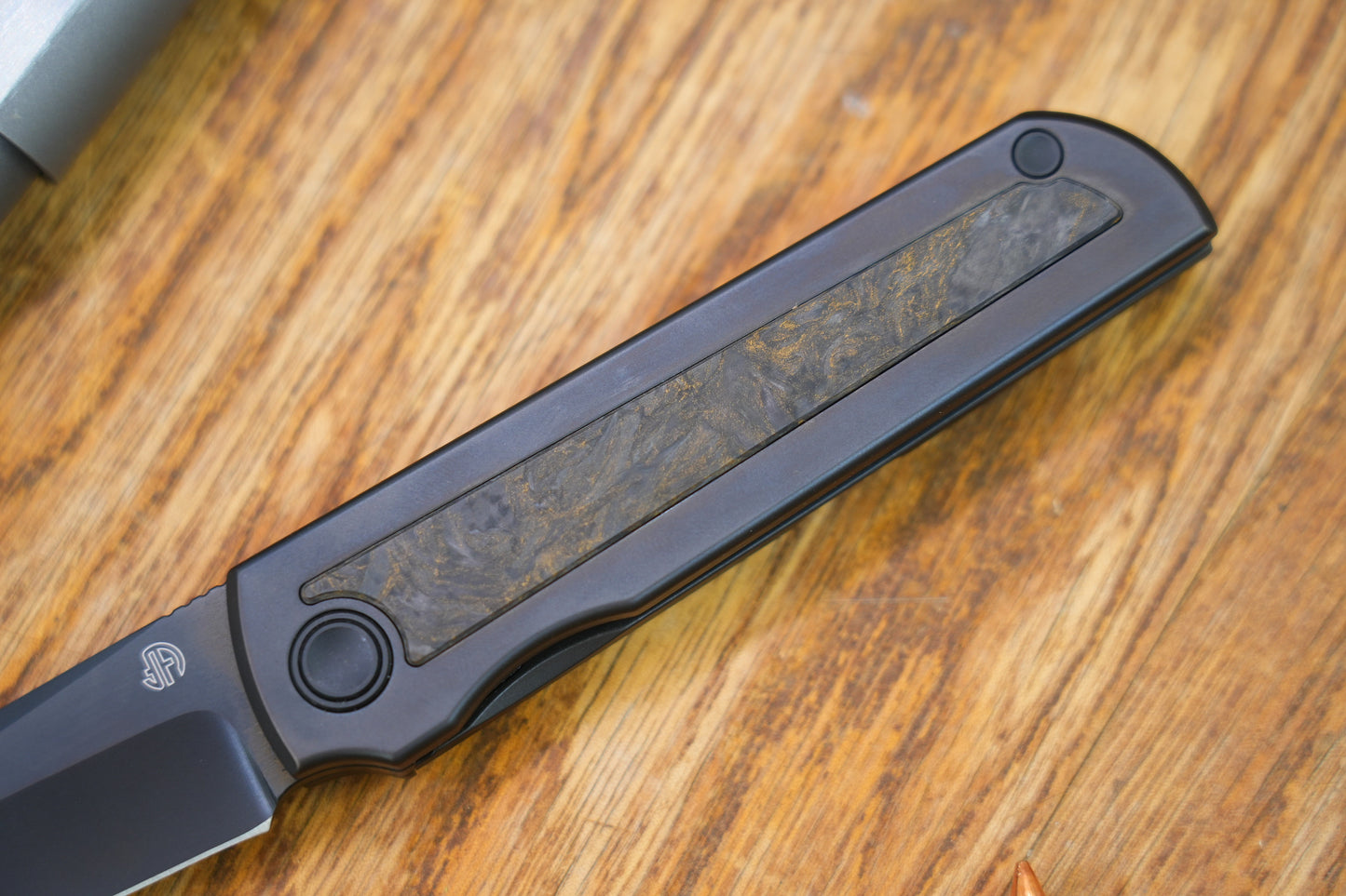 【Chop Kick Stop】DLC Dark Matter Carbon Fiber Inlay Titanium handle M390 Blade